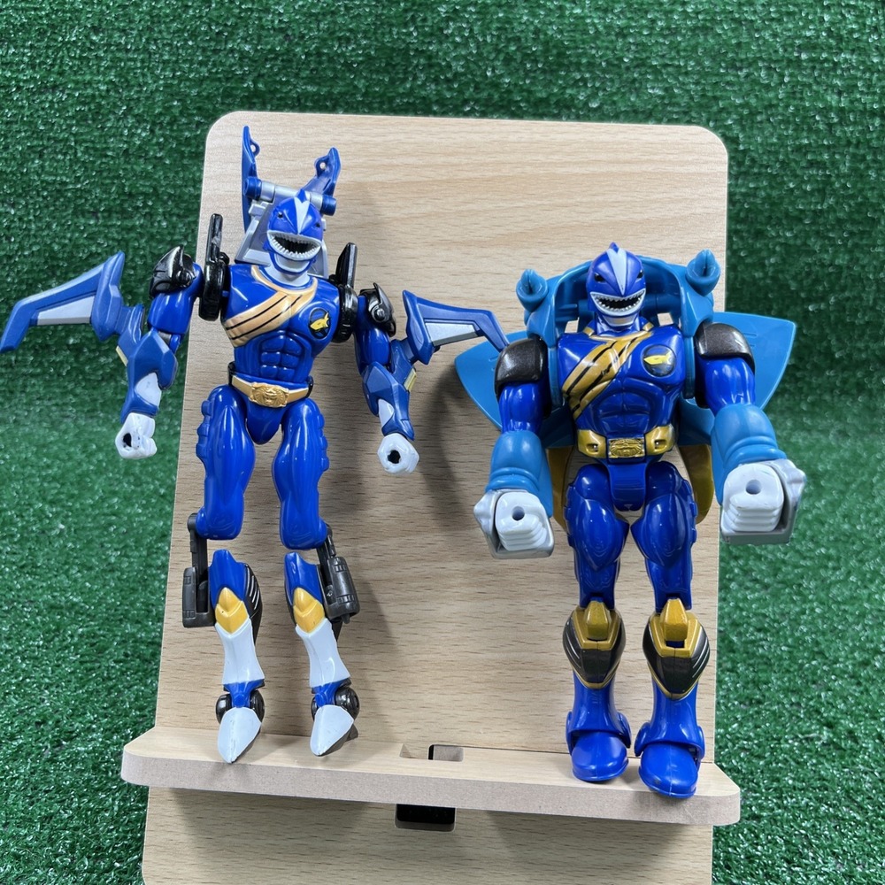 Power Rangers Lot Of 2 Blue Ranger Shark & Wild Force Primal Figures See Picture